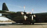 Lockheed C-130 Hercules 1:48
