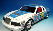 1986 Ford Thunderbird 1:24