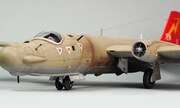 English Electric Canberra T.17 1:48