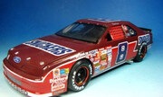 1992 Ford Thunderbird 1:24