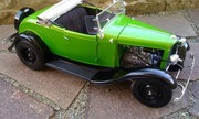 1932 Ford 1:8