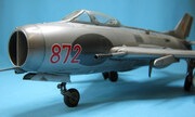 Mikoyan-Gurevich MiG-19S Farmer-C 1:32