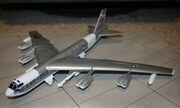 Boeing B-52H Stratofortress 1:144