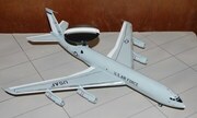 Boeing E-3 Sentry AWACS 1:144