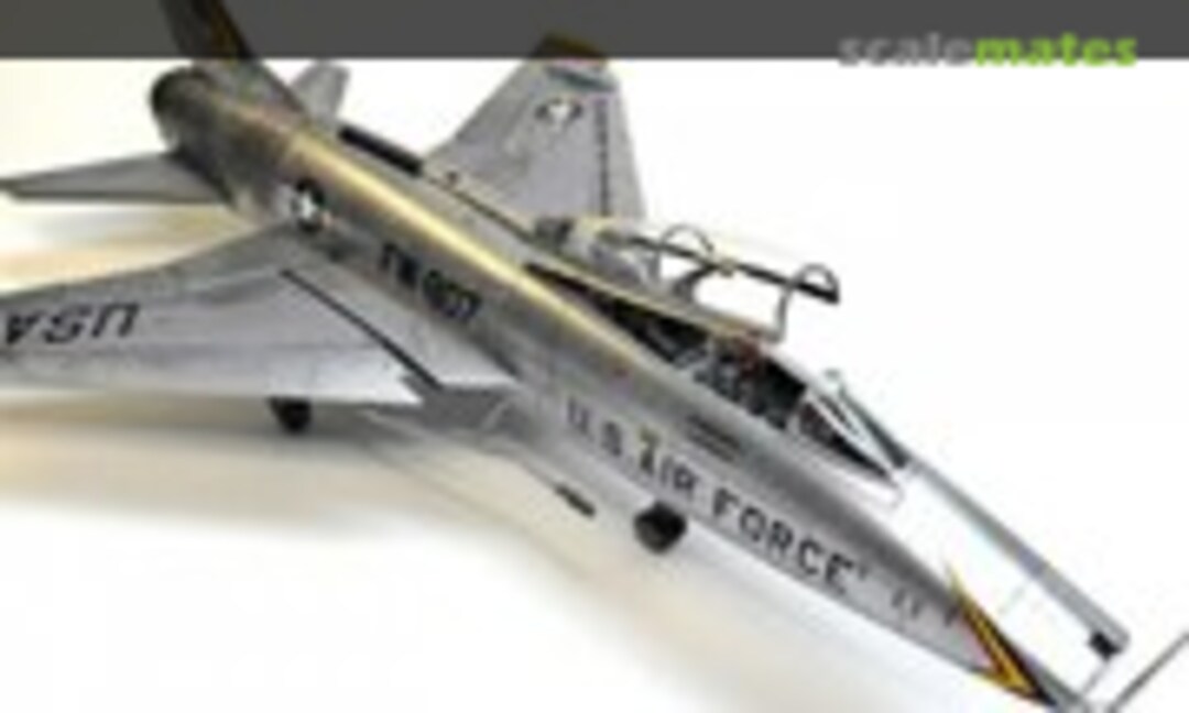 North American F-100F Super Sabre 1:48
