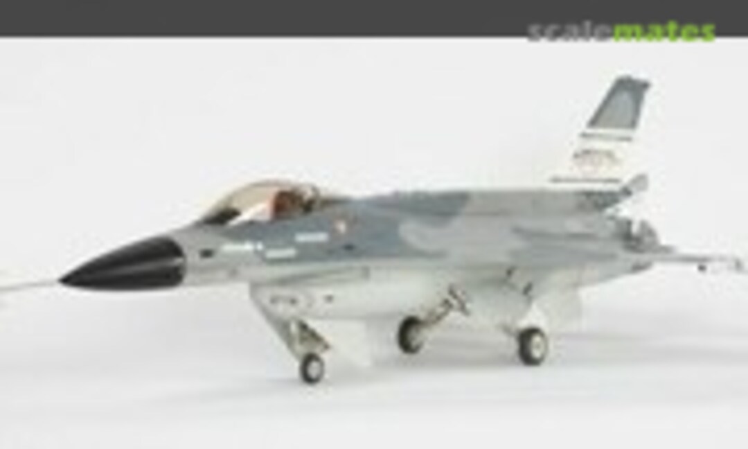 General Dynamics F-16A AFTI 1:32