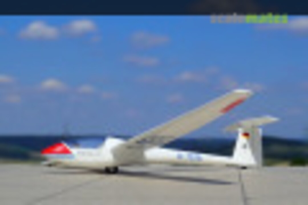 Grob Astir CS-77 1:72