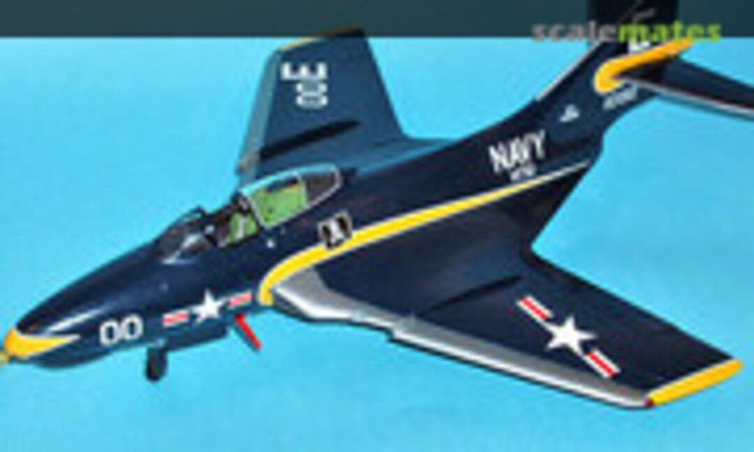 Grumman F9F-8 Cougar 1:32