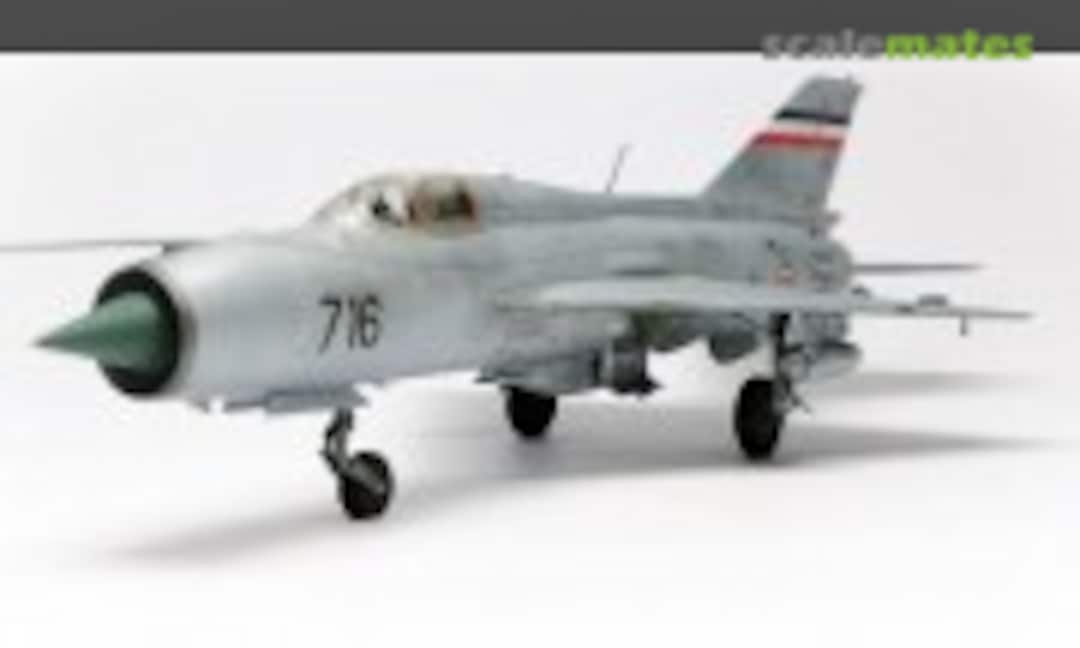 Mikoyan-Gurevich MiG-21PFM Fishbed-F 1:48