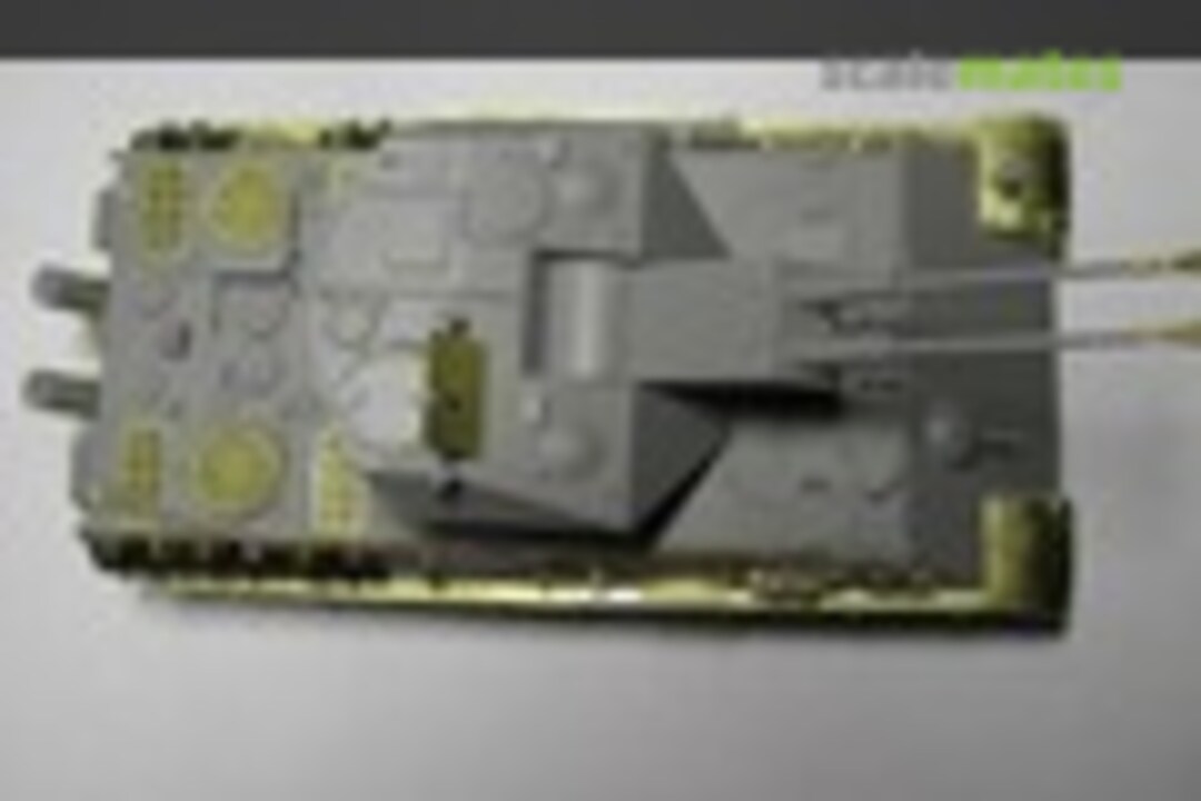 Flakpanzer mit 3.7 cm Flakzwilling 44 1:35