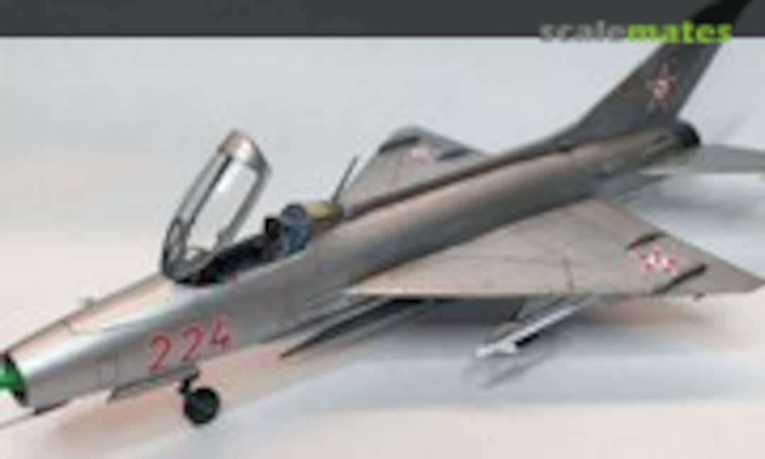 Mikoyan-Gurjevics MiG-21F-13 1:72