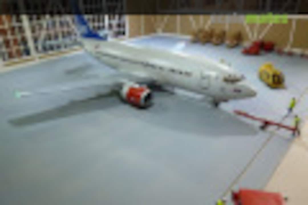 Boeing 737-500 1:72