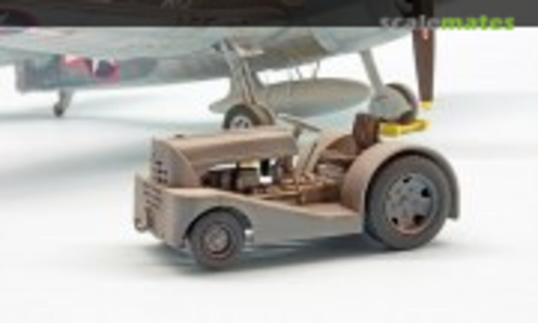 WWII Navy Pilots with Moto-Tug 1:48