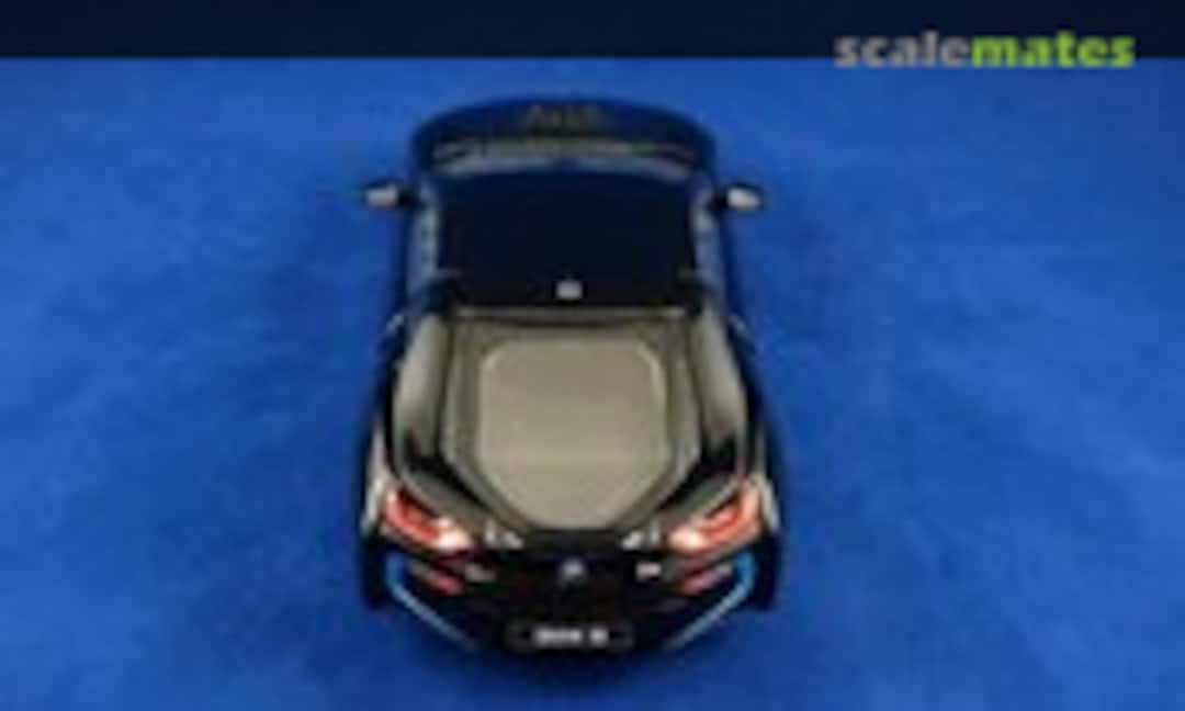 Revell Maquette voiture : Model Set : BMW i8 pas cher 