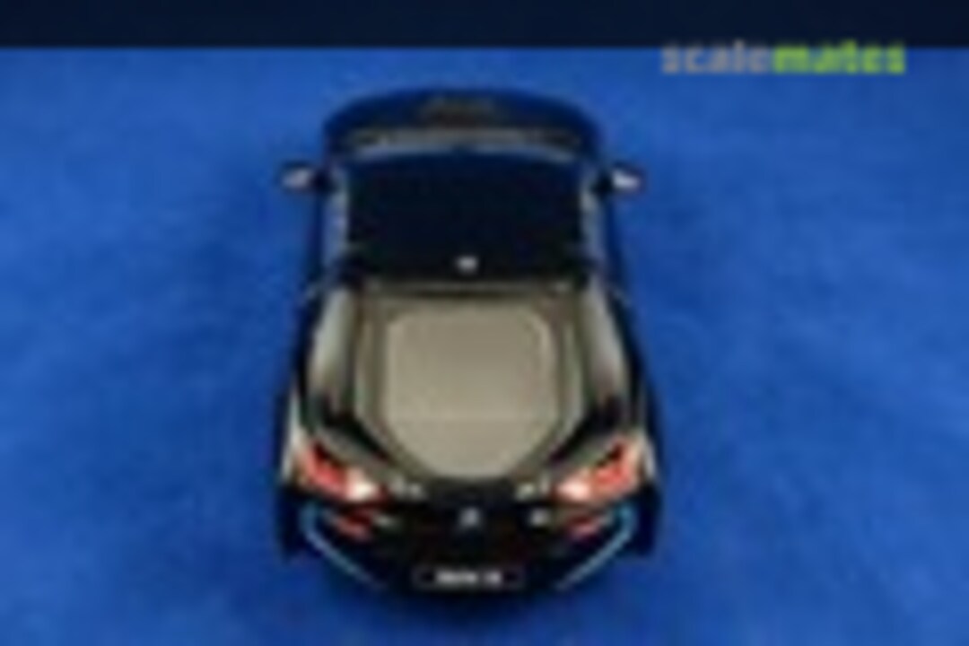 BMW i8 1:24