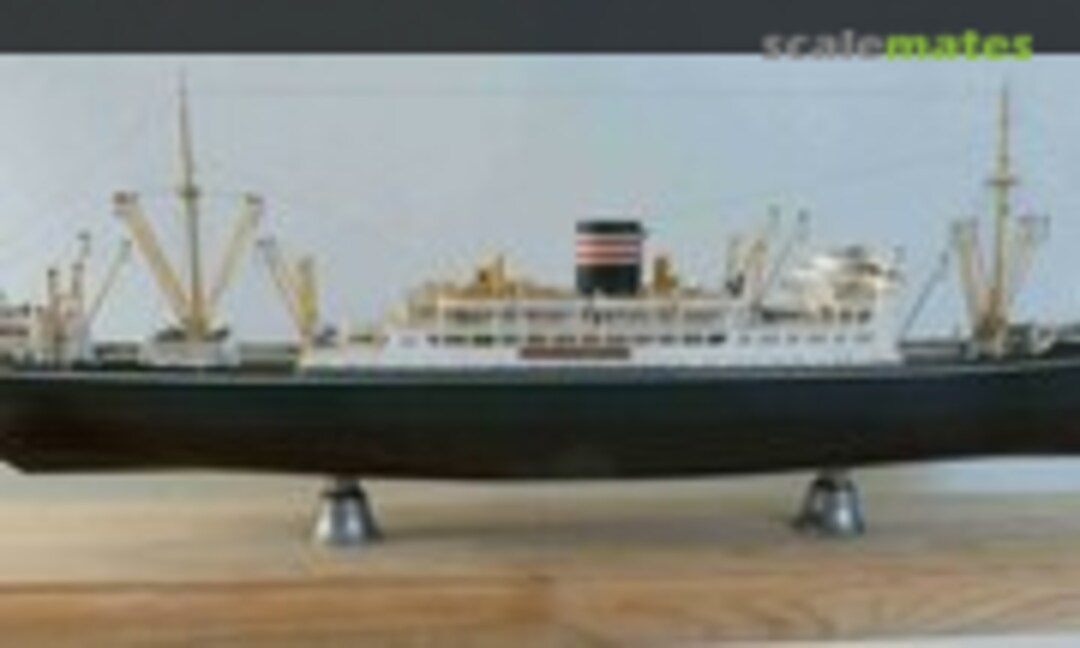 Japanisches Passagierschiff Hikawa Maru 1:350