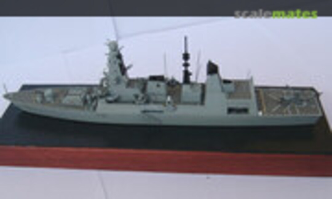 HMS Daring 1:700