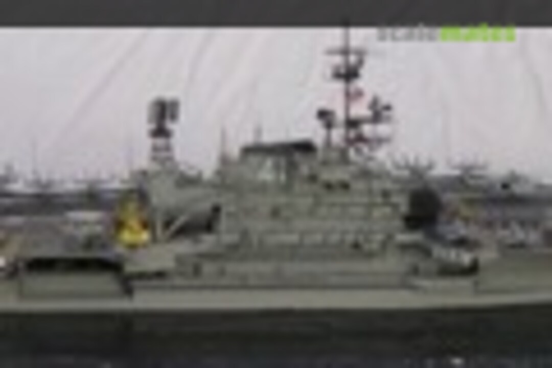 Flugzeugträger HMS Invincible 1:700
