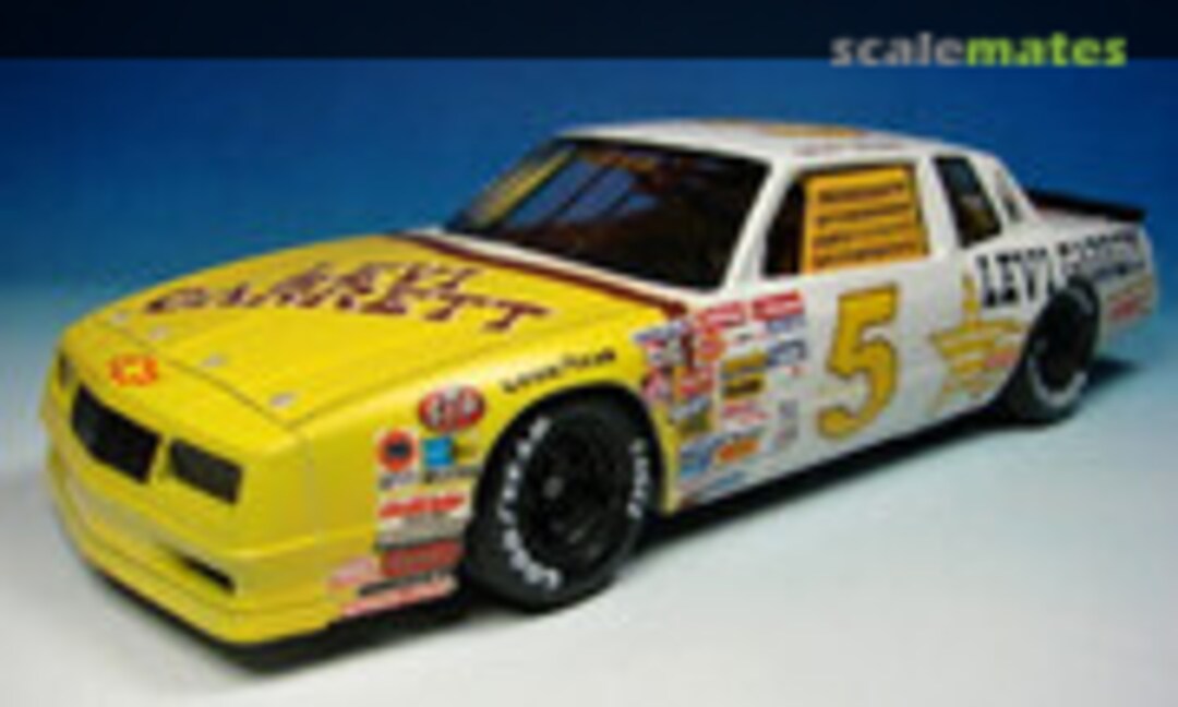 1985 Chevrolet Monte Carlo 1:24