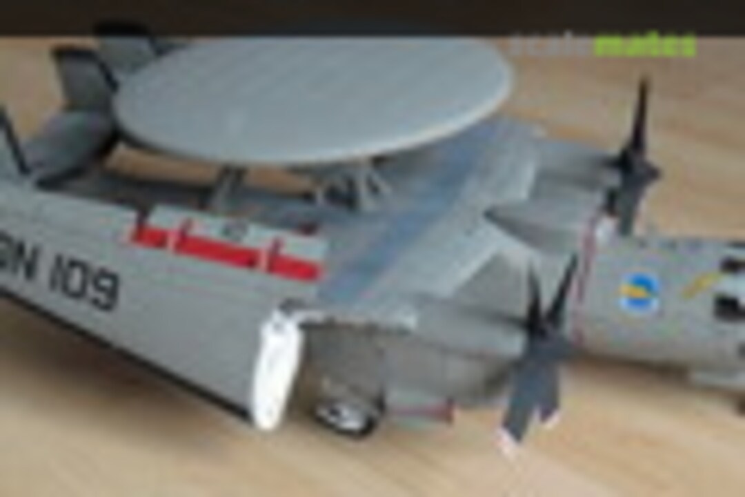 Grumman E-2C Hawkeye 1:48