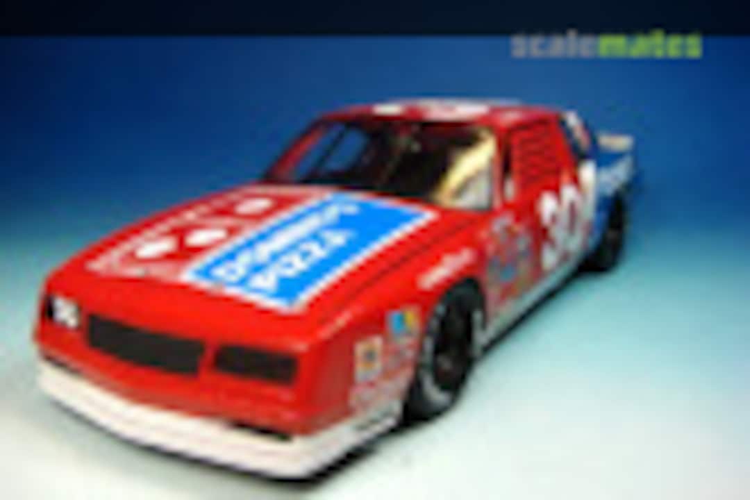 1987 Chevrolet Monte Carlo 1:24