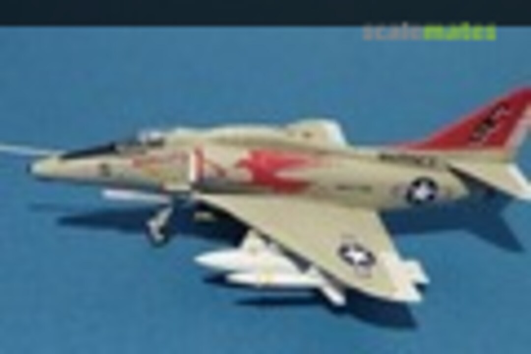 Douglas A-4E Skyhawk 1:144