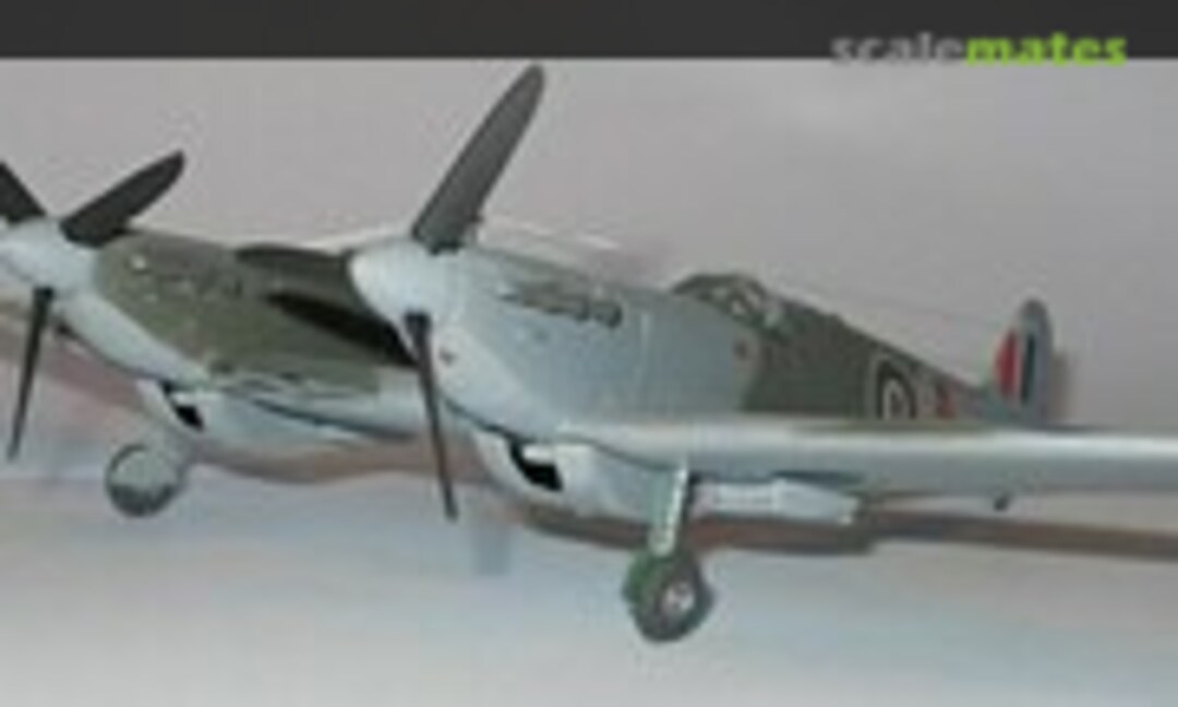 Supermarine Spitfire Twin 1:72