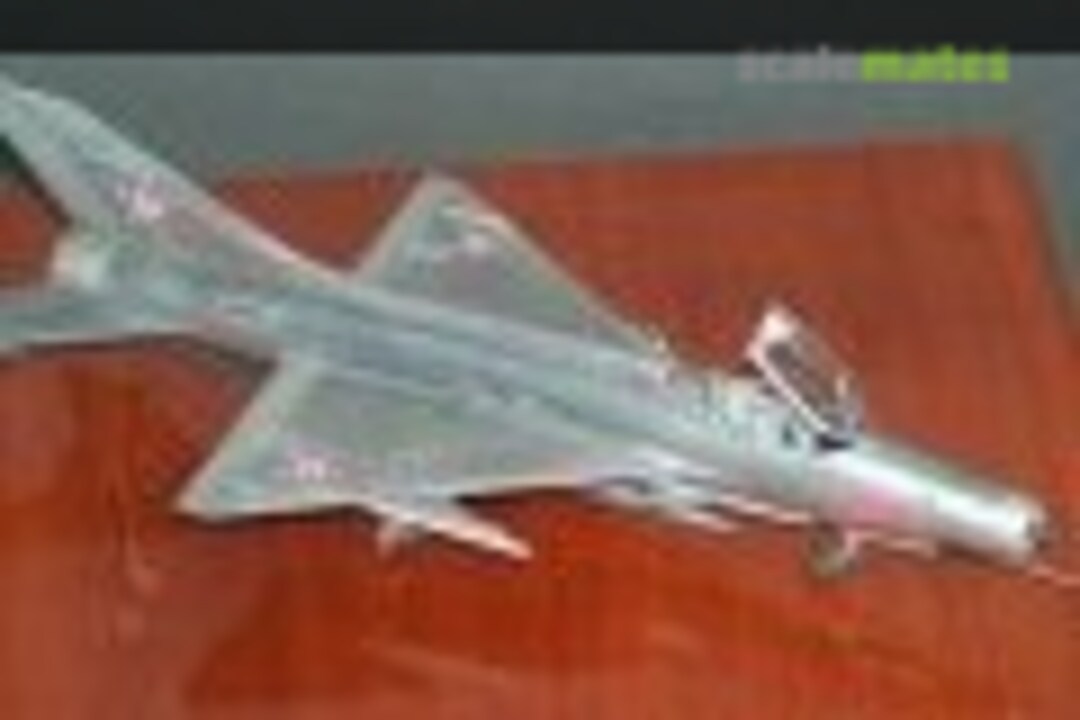 Mikoyan-Gurevich MiG-21F-13 Fishbed-C 1:72