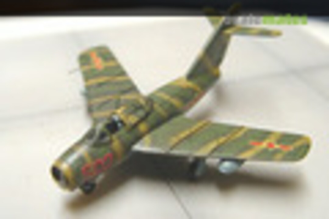 Mikoyan-Gurevich MiG-15bis Fagot 1:144