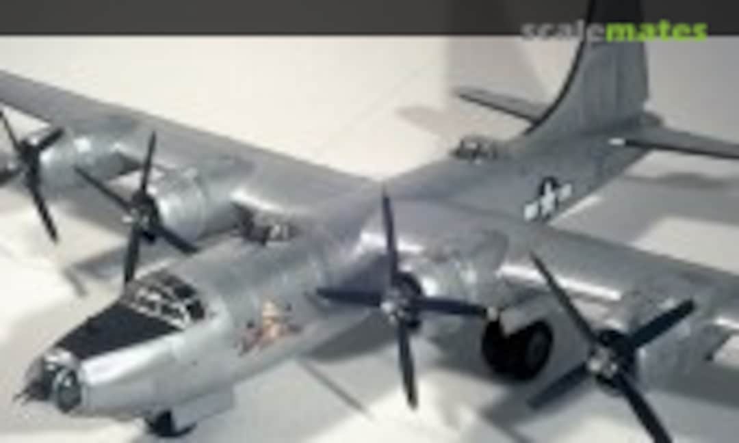 Consolidated B-32 Dominator 1:72