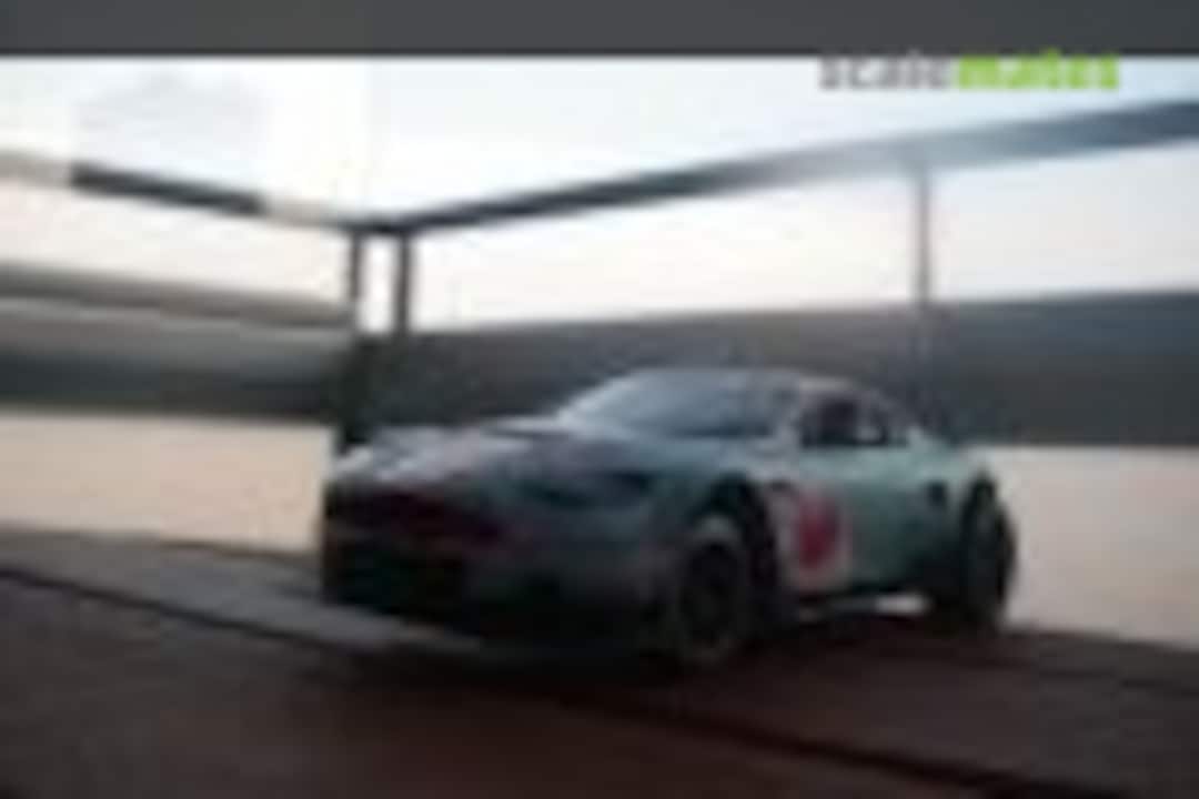 Aston Martin DBR9 1:32