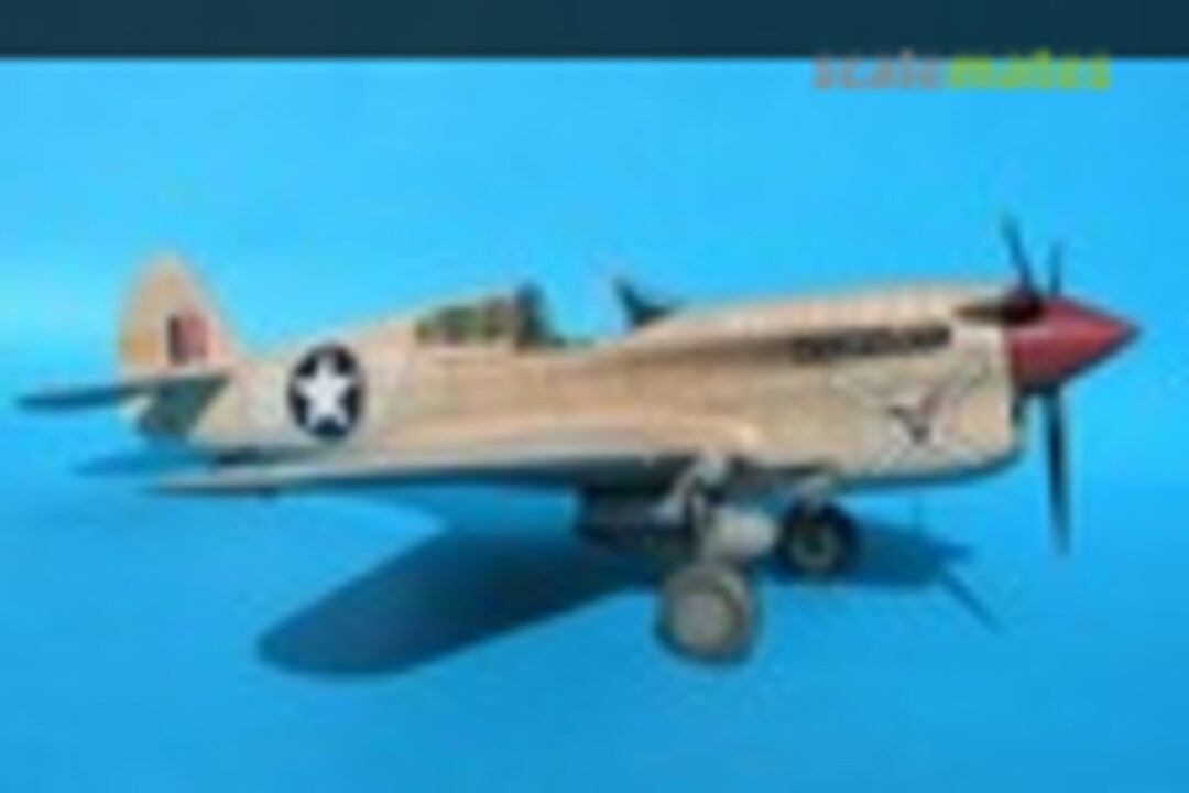Curtiss P-40F Warhawk 1:32
