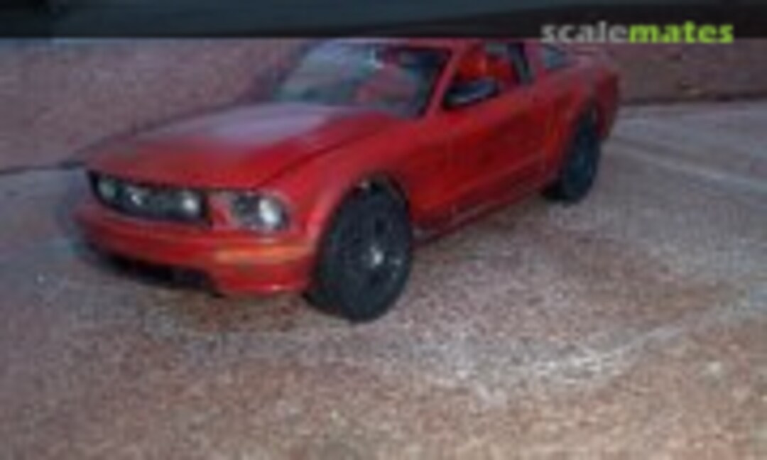 2005 Ford Mustang 1:25