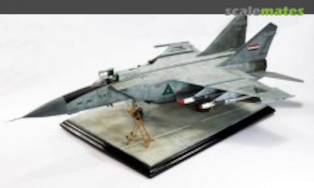 MiG-25RB/RBT Foxbat, Kitty Hawk KH80113 (2018)