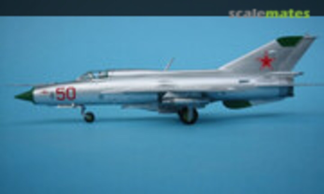 Mikoyan-Gurevich MiG-21PFM Fishbed-F 1:72