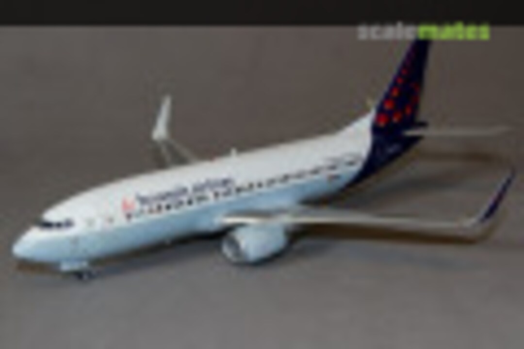 Boeing 737-300 1:144