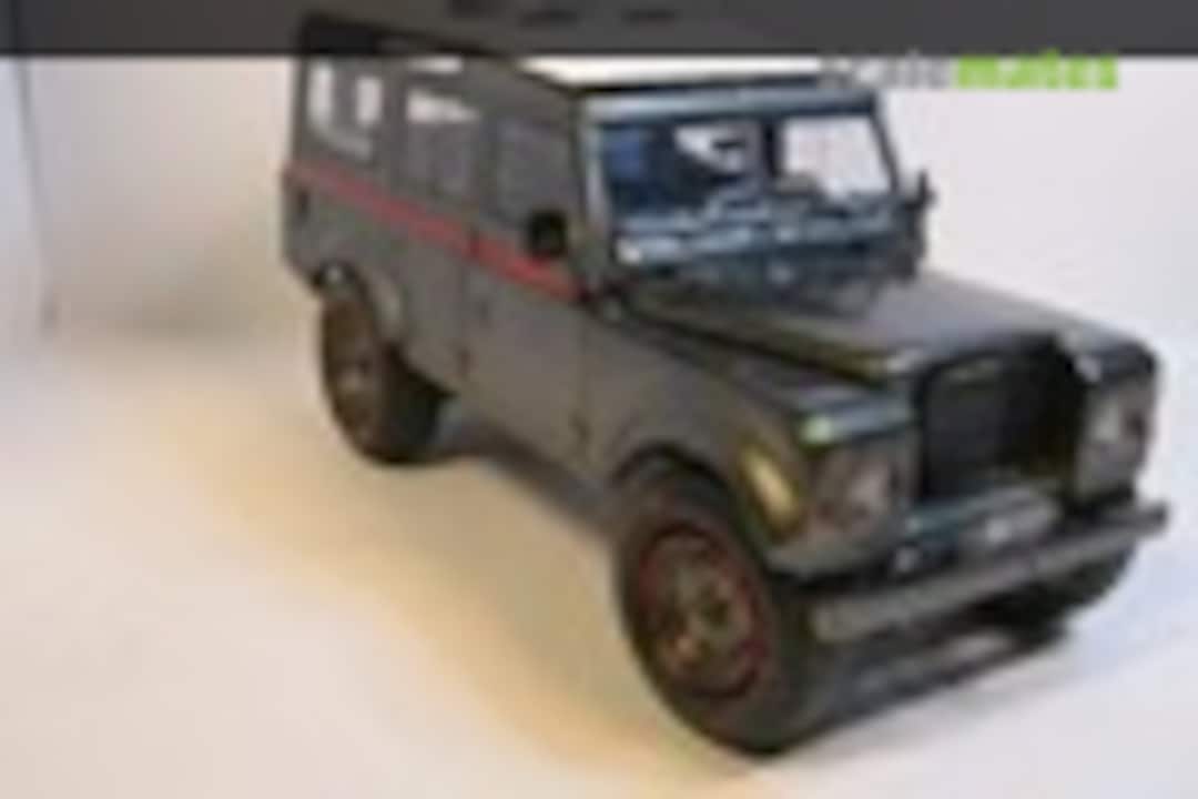 Land Rover series III LWB 1:24