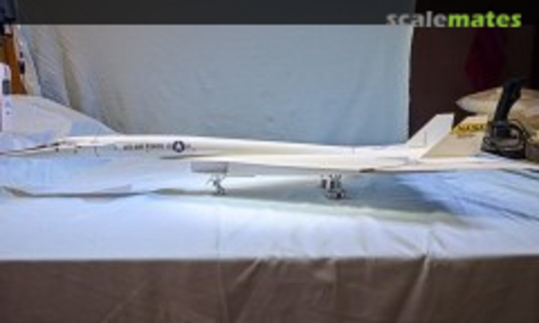 XB-70 Valkyrie, Italeri 1282 (2011)