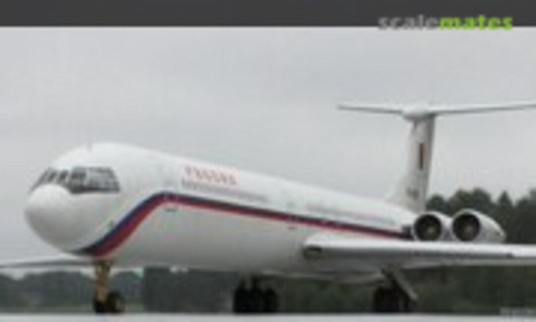 Ilyushin Il-62M Classic 1:144