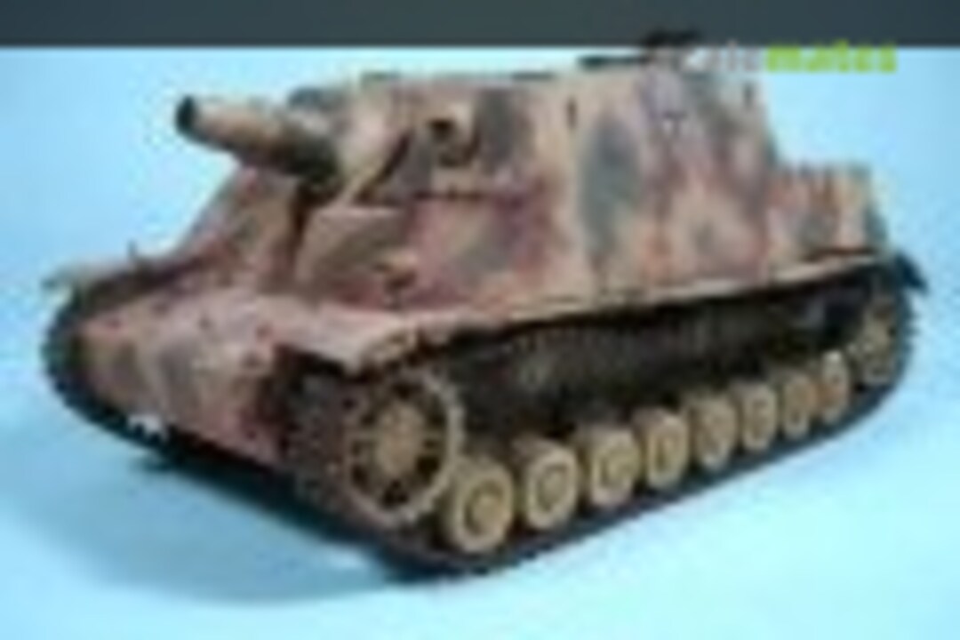 Sturmpanzer IV Brummbär 1:35
