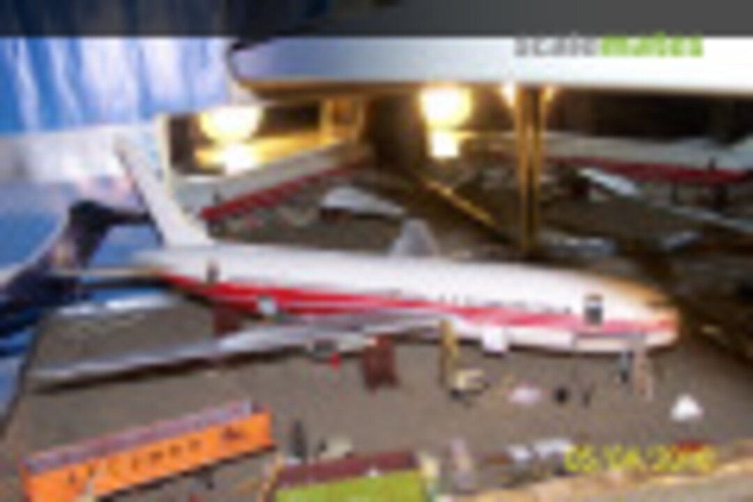 Boeing 767-231 1:100