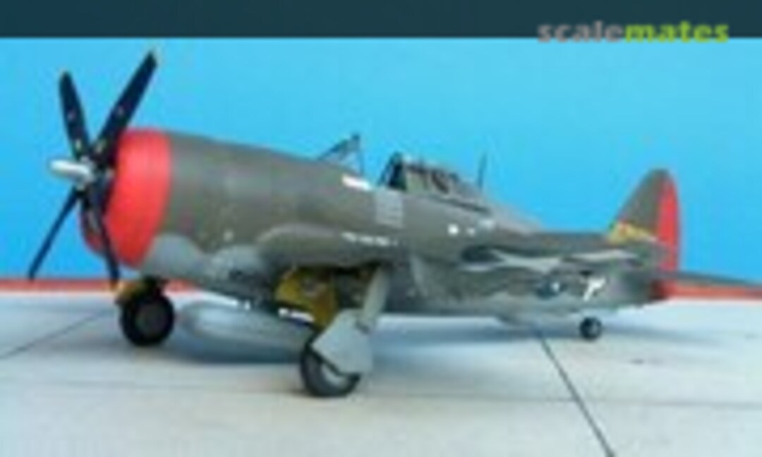 Republic P-47D-15 Thunderbolt 1:72