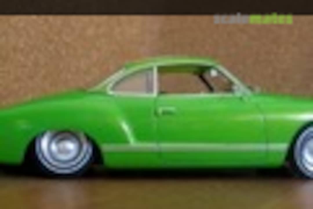 1971 VW Karmann Ghia 1:24