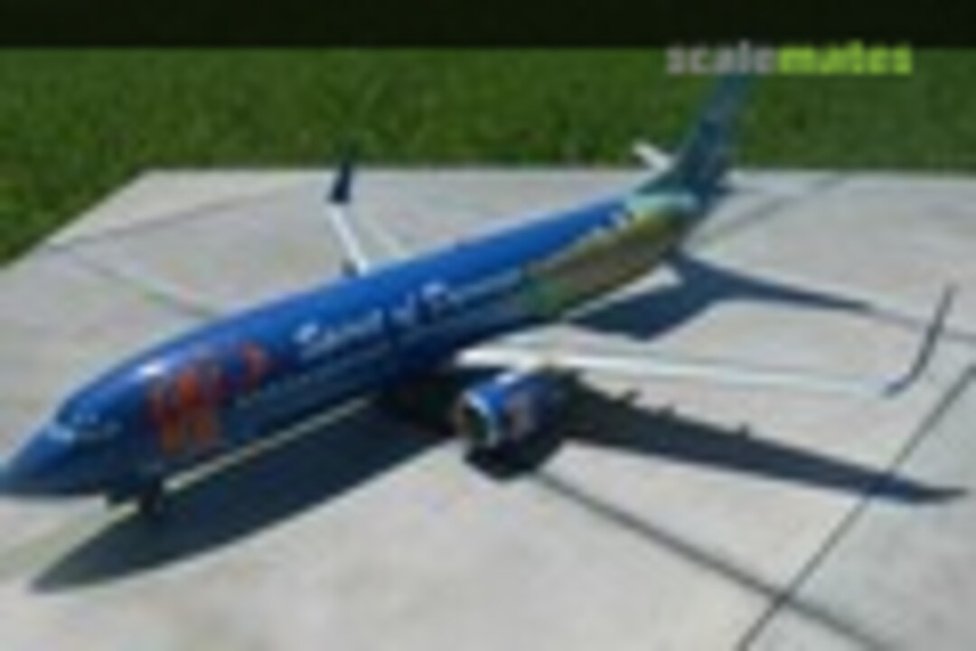 Boeing 737-400 1:144