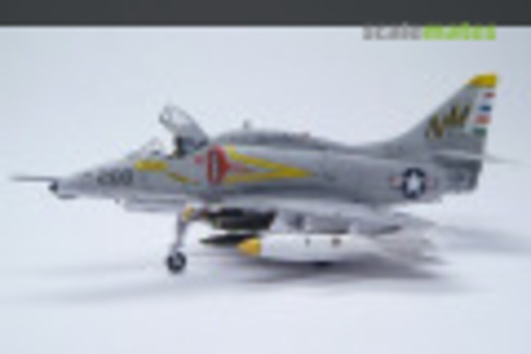 McDonnell Douglas A-4C und F Skyhawk 1:144