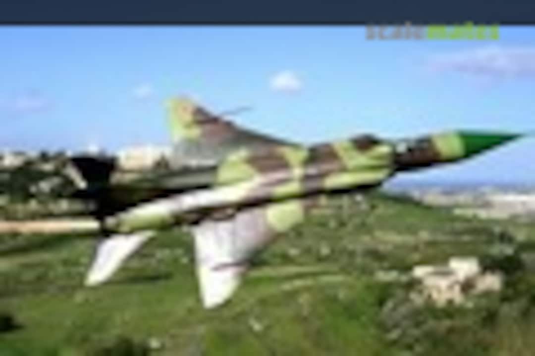 Sukhoi Su-15T Flagon-E 1:72
