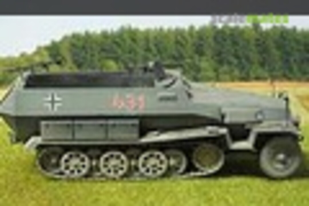 Sd.Kfz. 251/1 Ausf. C 1:35