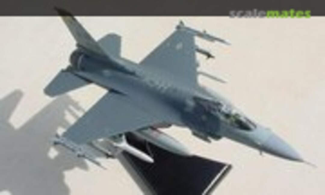 Lockheed Martin F-16CJ Fighting Falcon 1:48