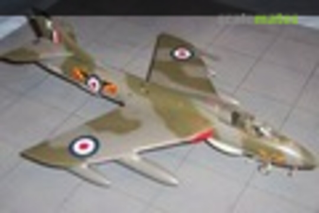 Hawker Hunter 1:48