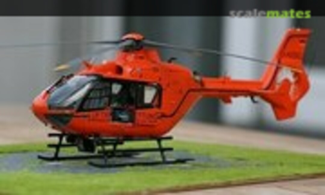 Eurocopter EC-135 T2i 1:32
